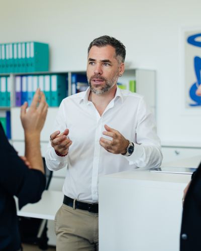 Corporate Branding Schweiz: Der komplette Guide für Unternehmen, die mehr als ein hübsches Logo wollen