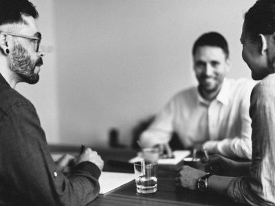 Wichtigkeit von Selbst-Authentizität mit Marketing Strategie Entwicklung im Business Kommunikations Coaching