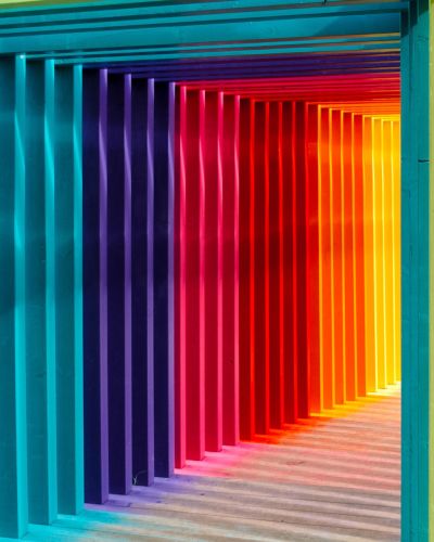 Farben im digitalen Marketing: Anwendung von Farbpsychologie im Webdesign